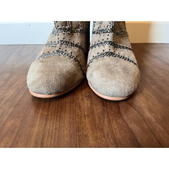 Anthropologie Silent D Boots Washer Suede Heeled •38 / US 7.5-8• Gray Crochet - Picture 4 of 10